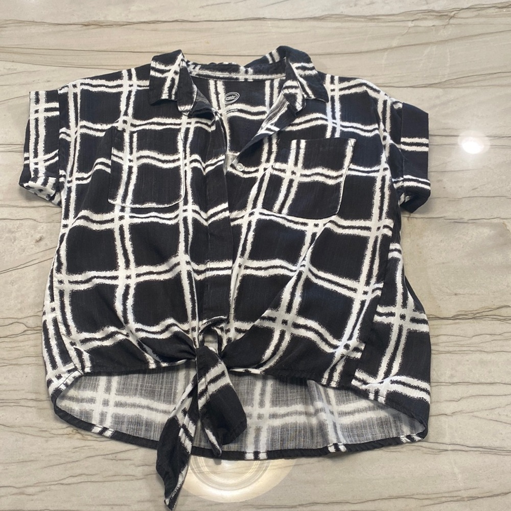 Girls Butoon Down Tie Knot Blouse